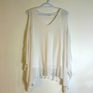 Flowy top, Oversized.